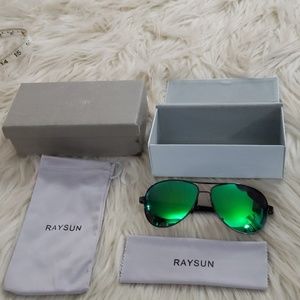Raysun Mirrored green aviator sunglasses